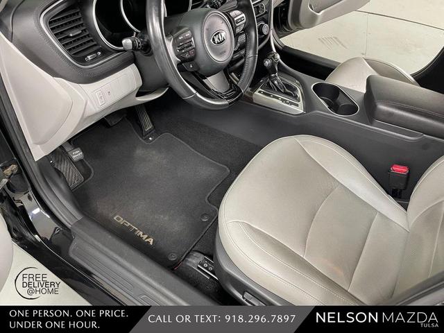 Photo of 2014 Ebony Black Kia Optima