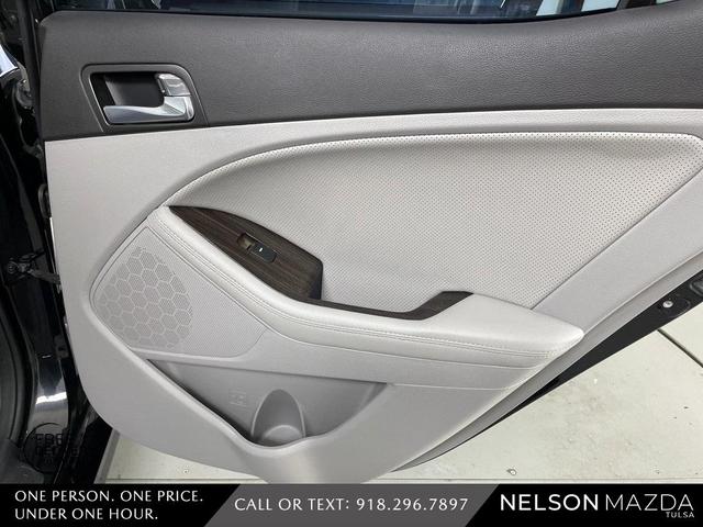 Photo of 2014 Ebony Black Kia Optima