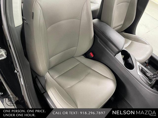 Photo of 2014 Ebony Black Kia Optima