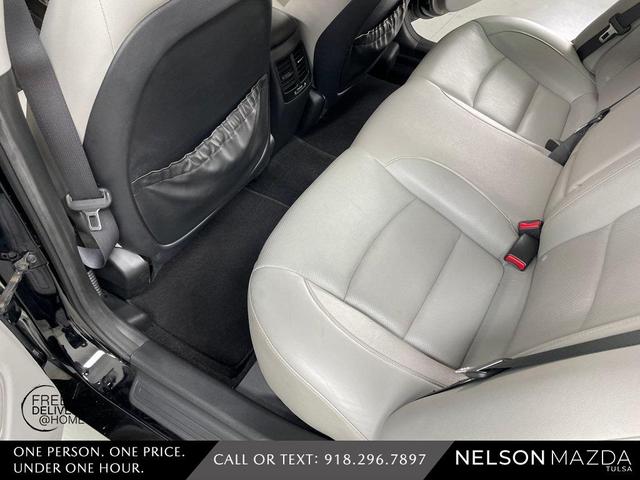 Photo of 2014 Ebony Black Kia Optima