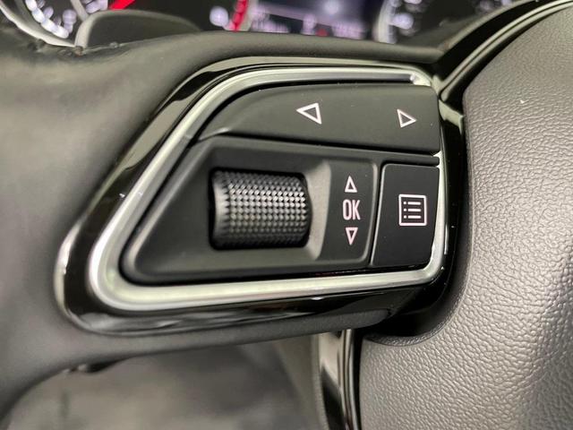 Photo of 2017 Moonlight Blue Metallic Audi A7