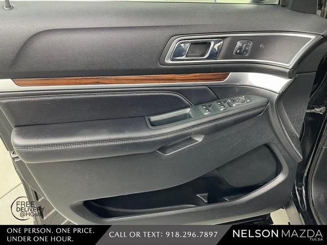Photo of 2018 Shadow Black Ford Explorer