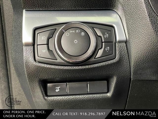 Photo of 2018 Shadow Black Ford Explorer