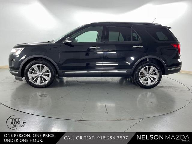 Photo of 2018 Shadow Black Ford Explorer