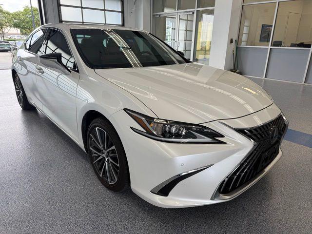 2023 Lexus Es 300h