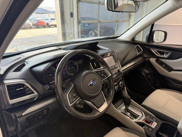Photo of 2020 Crystal White Pearl Subaru Forester