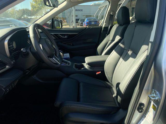 Photo of 2025 Ice Silver Metallic Subaru Outback