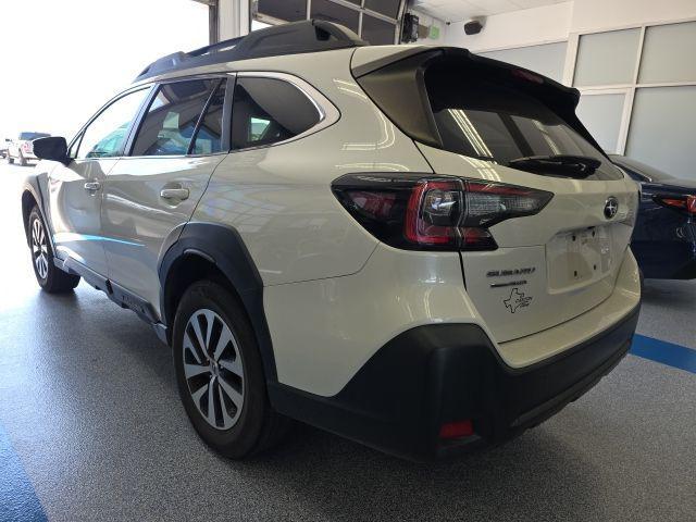 Photo of 2023 Crystal White Pearl Subaru Outback