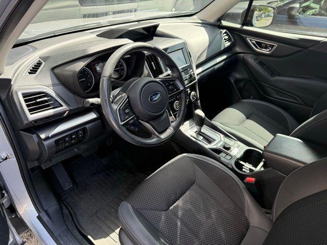 Photo of 2021 Ice Silver Metallic Subaru Forester