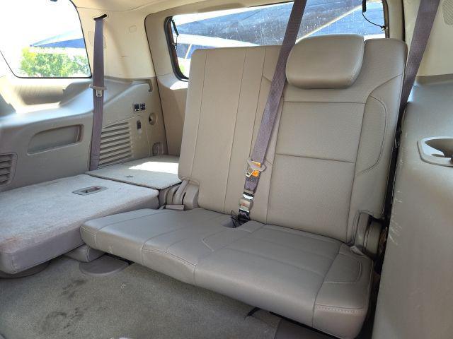 Photo of 2017 White Frost Tricoat GMC Yukon