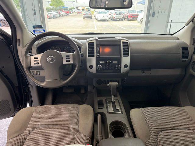 Photo of 2019 Magnetic Black Pearl Nissan Frontier