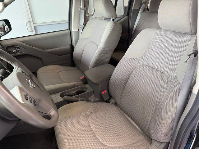 Photo of 2019 Magnetic Black Pearl Nissan Frontier