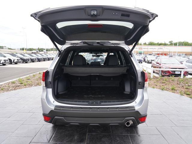 Photo of 2025 Ice Silver Metallic Subaru Forester
