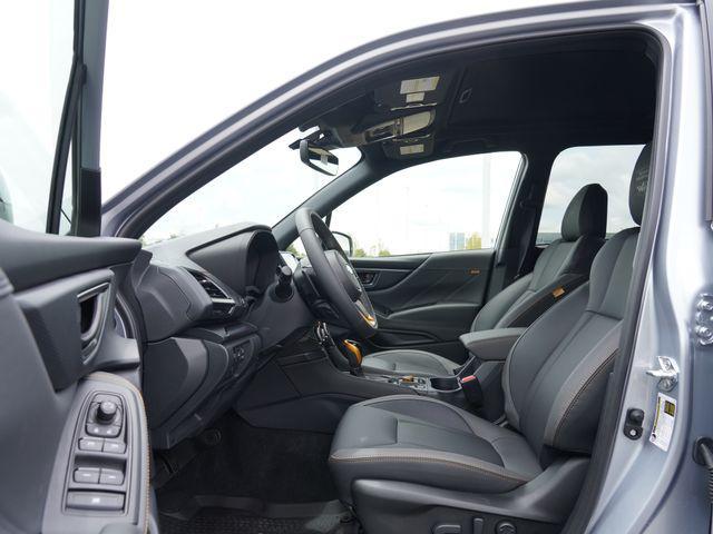 Photo of 2025 Ice Silver Metallic Subaru Forester