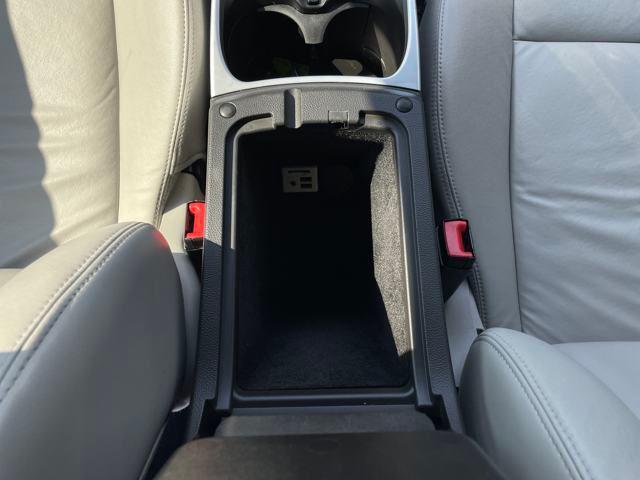 Photo of 2014 Radiant Silver Metallic Cadillac SRX