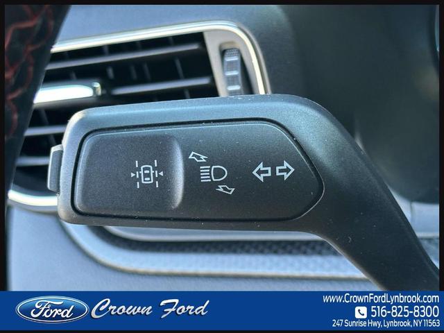 Photo of 2022 Agate Black Metallic Ford Explorer