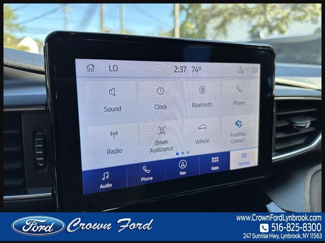 Photo of 2022 Agate Black Metallic Ford Explorer