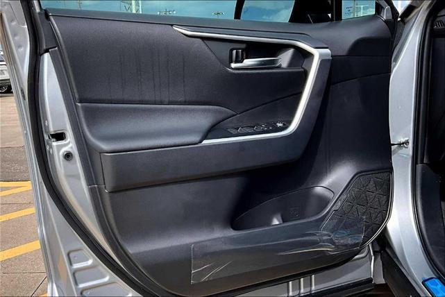 Photo of 2025 Silver Toyota RAV4