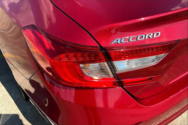 Photo of 2018 Radiant Red Metallic Honda Accord