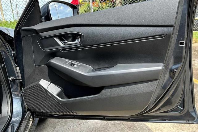 Photo of 2023 Meteorite Gray Metallic Honda Accord