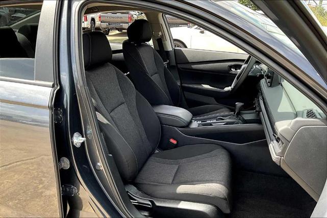 Photo of 2023 Meteorite Gray Metallic Honda Accord