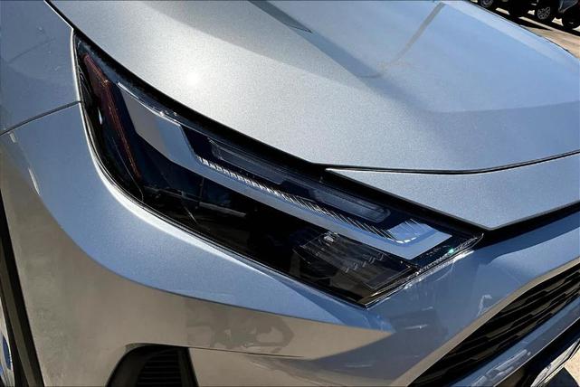 Photo of 2025 Silver Toyota RAV4
