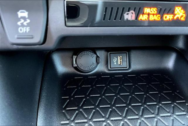 Photo of 2025 Silver Toyota RAV4