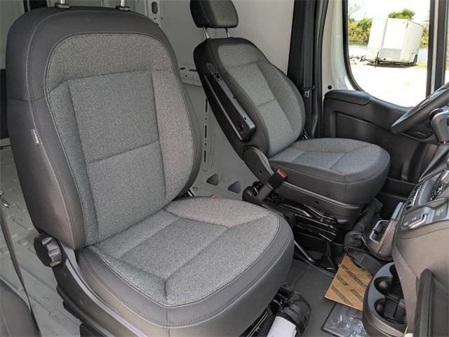 Photo of 2025 Bright White Clearcoat RAM ProMaster 1500
