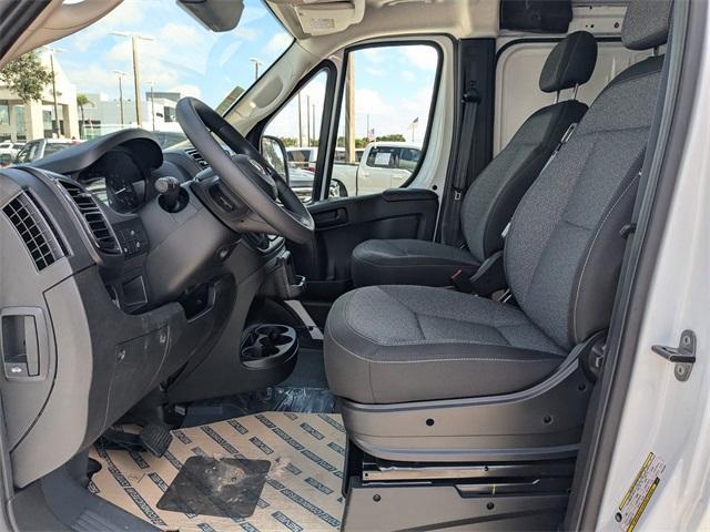 Photo of 2025 Bright White Clearcoat RAM ProMaster 1500