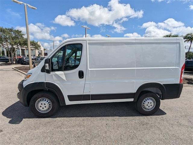 Photo of 2025 Bright White Clearcoat RAM ProMaster 1500
