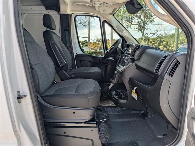 Photo of 2025 Bright White Clearcoat RAM ProMaster 1500