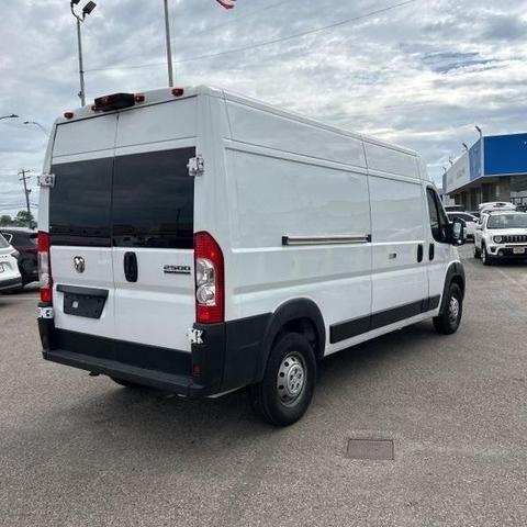 Photo of 2023 Bright White Clearcoat RAM ProMaster 2500