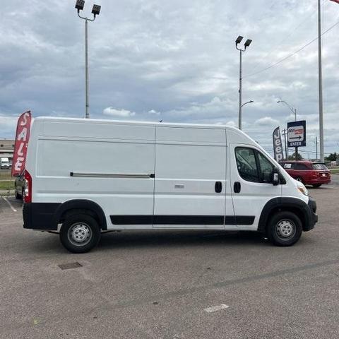 Photo of 2023 Bright White Clearcoat RAM ProMaster 2500