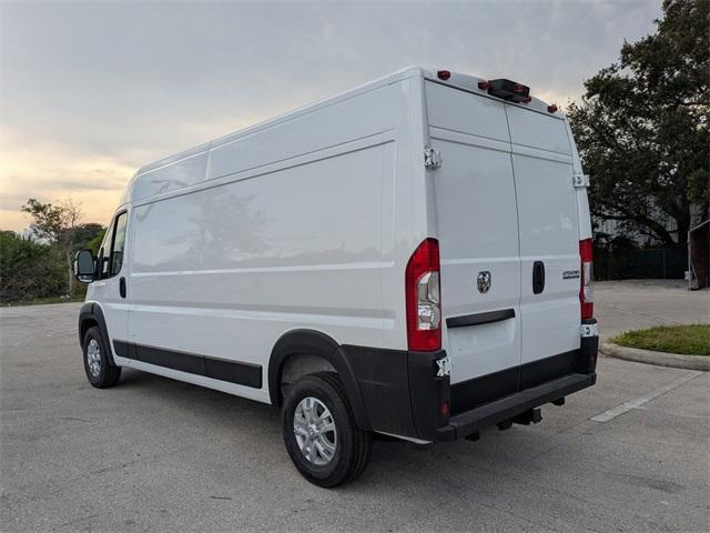 Photo of 2025 Bright White Clearcoat RAM ProMaster 2500