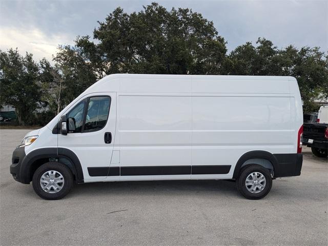 Photo of 2025 Bright White Clearcoat RAM ProMaster 2500