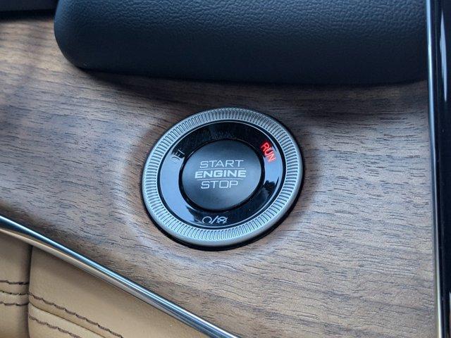 Photo of 2025 Metallic Jeep Grand Cherokee
