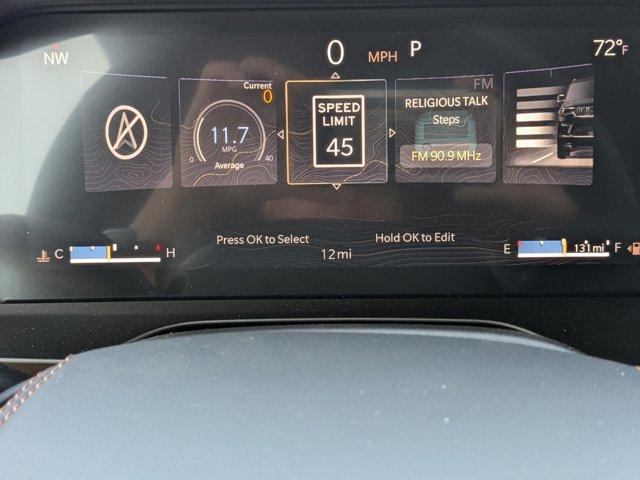 Photo of 2025 Metallic Jeep Grand Cherokee