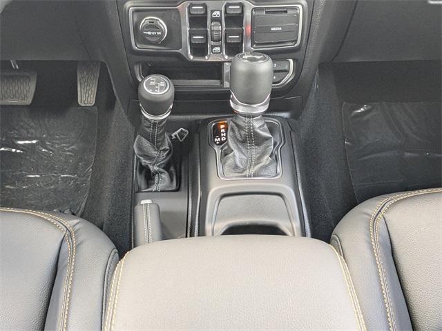 Photo of 2025 Bright White Clearcoat Jeep Wrangler 4xe