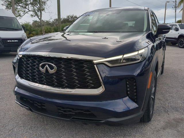 Photo of 2023 Grand Blue INFINITI QX60