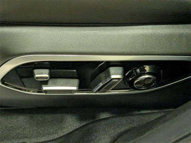 Photo of 2025 Velvet Red Pearlcoat Jeep Grand Cherokee