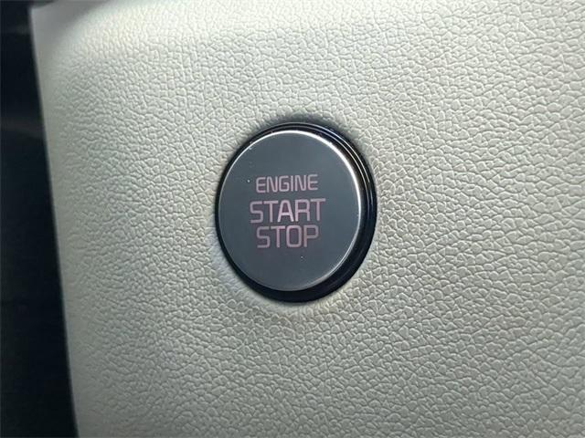 Photo of 2022 Gray Kia Sorento