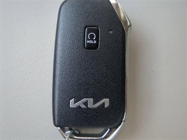 Photo of 2022 Gray Kia Sorento