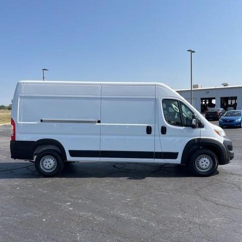 Photo of 2024 Bright White Clearcoat RAM ProMaster 3500