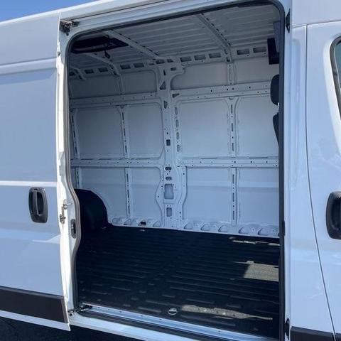 Photo of 2024 Bright White Clearcoat RAM ProMaster 3500