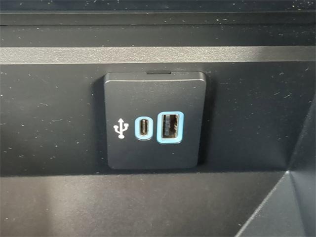 Photo of 2023 Agate Black Metallic Ford F-350