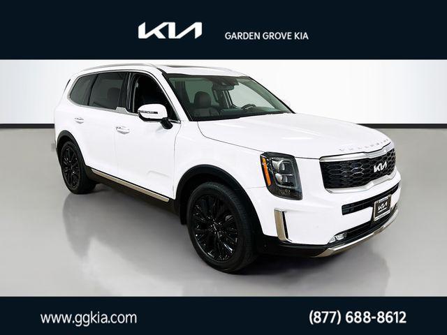 Photo of 2022 Glacial White Pearl Kia Telluride