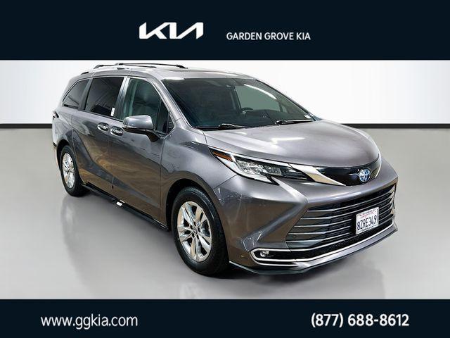 2022 Toyota Sienna