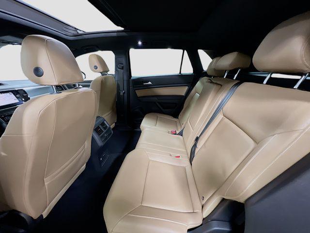 Photo of 2020 Ebony Black Volkswagen Atlas Cross Sport