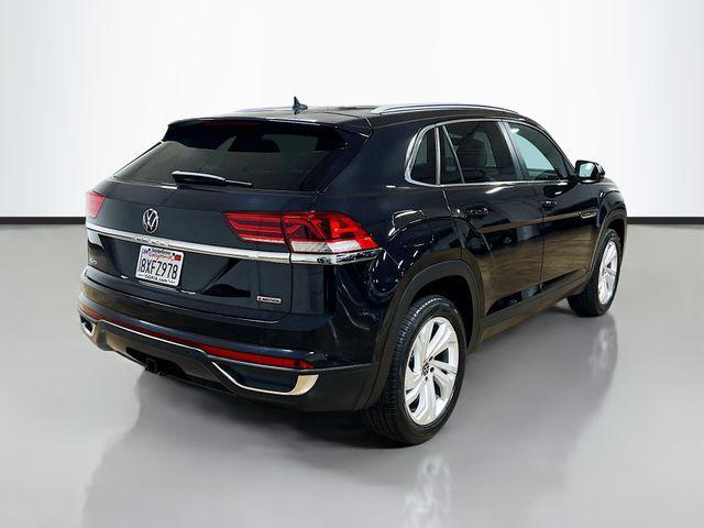 Photo of 2020 Ebony Black Volkswagen Atlas Cross Sport
