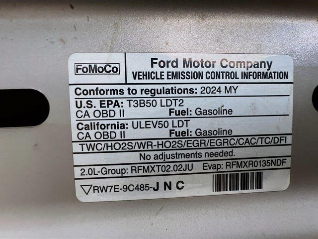 Photo of 2024 Silver Metallic Ford Edge
